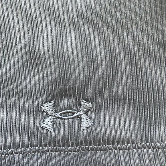 Under Armor Tanks Bundle L/S - Picture 7 of 10